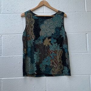 Elegant Floral Lace Sleeveless Blouse - Black and Blue